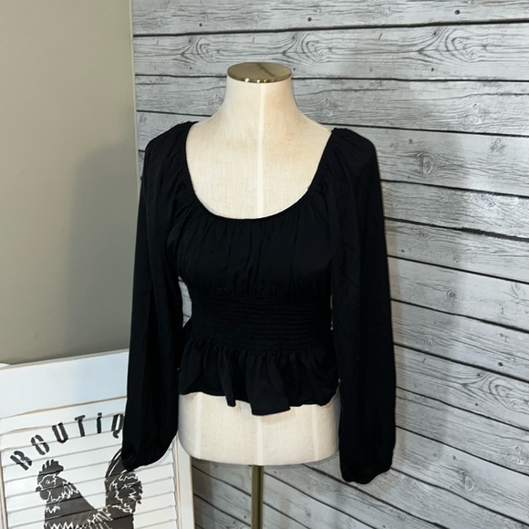 Sincerely Jules top elastic bodice top - Picture 2 of 9